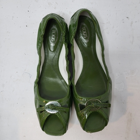 Tod's Green Suede Loafers with Decorative Buckle - Picture 10 of 14